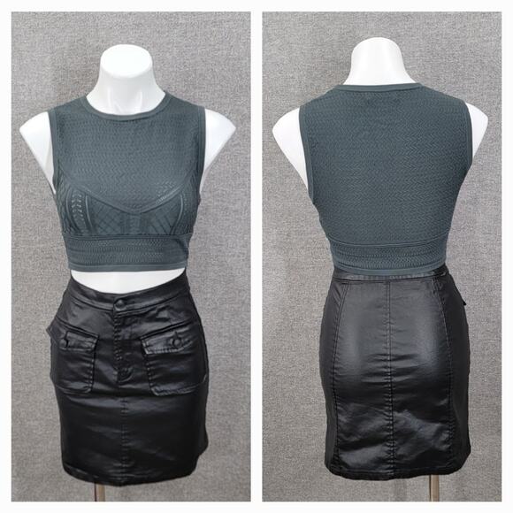 BABATON Tops - BABATON ARITZIA POINTELLE CROP TOP, SIZE M